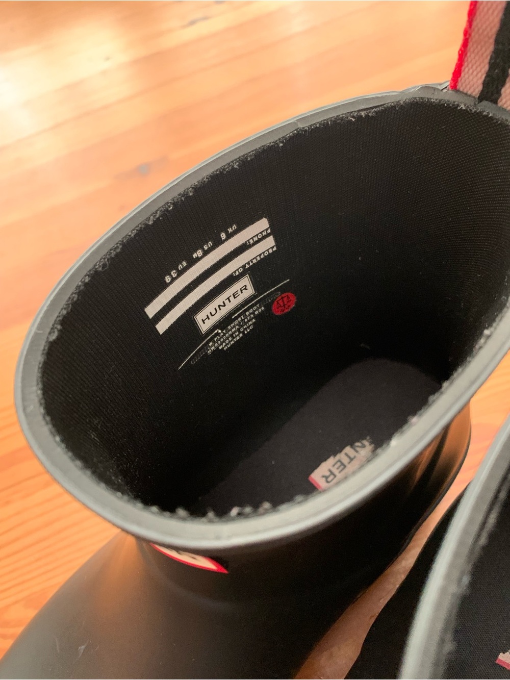 Hunter Black Short Rain Boots with Red Logo Trim - Picture 2 of 16